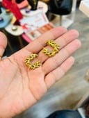 Earring 100