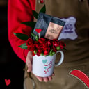 كوب الحب مع ظرف القهوة