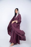 عباية حرير ياباني بقصة عصرية
