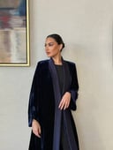 عبايه كلوش مزينه بالستان