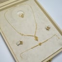 طقم ايطالي ذهب 18