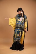 Om Kalthom Silk Abaya