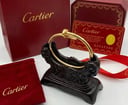 Elegant screw bracelet