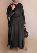 ايفورا - اسود