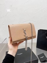 شنطة يد نسائية ماركة سان لوران