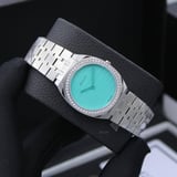 ساعة ماركة قوتشي نسائية - فضي ميناء سماوي