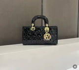 شنطة نسائية ماركة ديور  - اسود