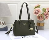 شنطة نسائية ماركة ديور - d34 - زيتي