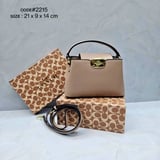 شنطة نسائية ماركة كوتش -c56 - بيج