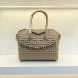 شنطة نسائية ماركة جيفنشي - بيج