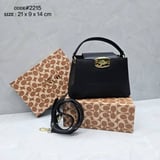 شنطة نسائية ماركة كوتش -c56 - اسود