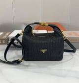 شنطة نسائية ماركة برادا - 3