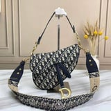 شنطة نسائية ماركة ديور - ابيض مع اسود
