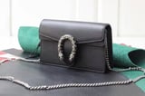 شنطة نسائية ماركة كوتش - اسود