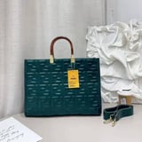 شنطة نسائية ماركة فندي - اخضر