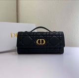 شنطة نسائية ماركة ديور - d54 - اسود لامع