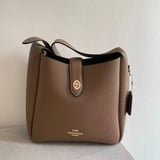 شنطة نسائية ماركة قوتشي - 4