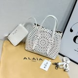 شنطة نسائية ماركة الايا - ابيض