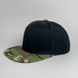 Cap On Map | CAMOUFLAGE BLACK