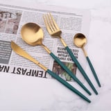 Cutlery set of 4 - Green