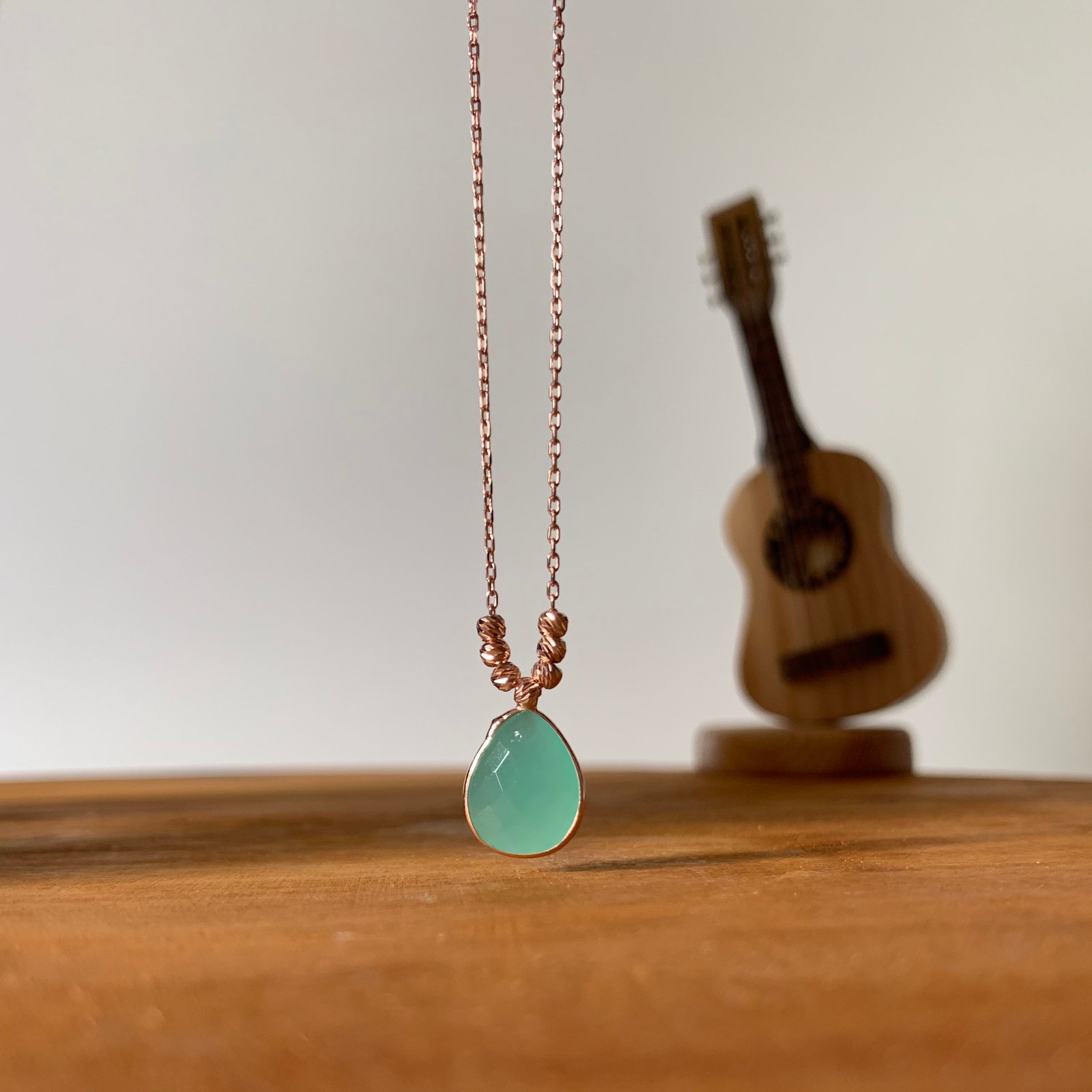 EMELARD STONE NECKLACE, GREEN - Image 1