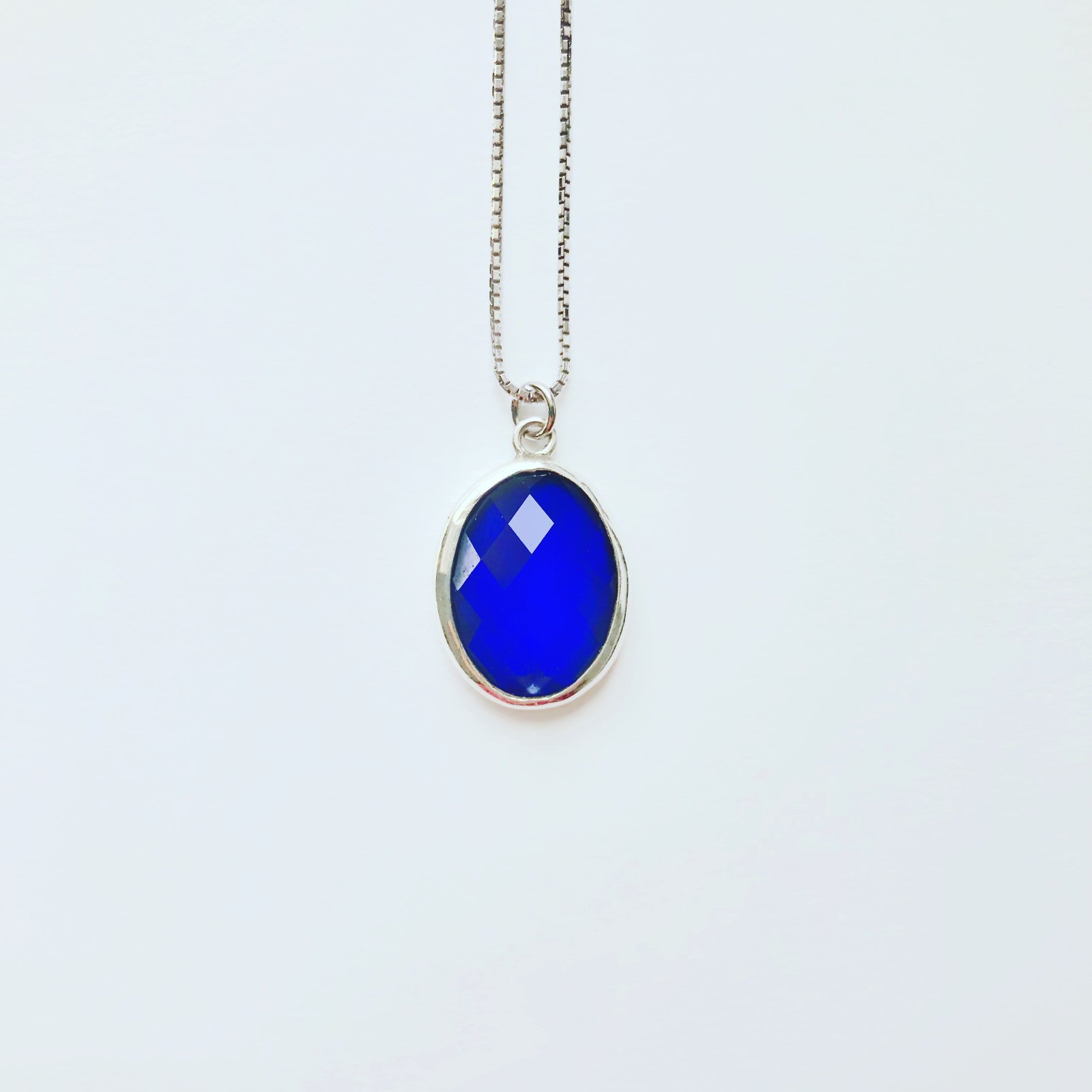 ZULTANITE - EVER CHANGING COLOR - STONE NECKLACE - Image 2