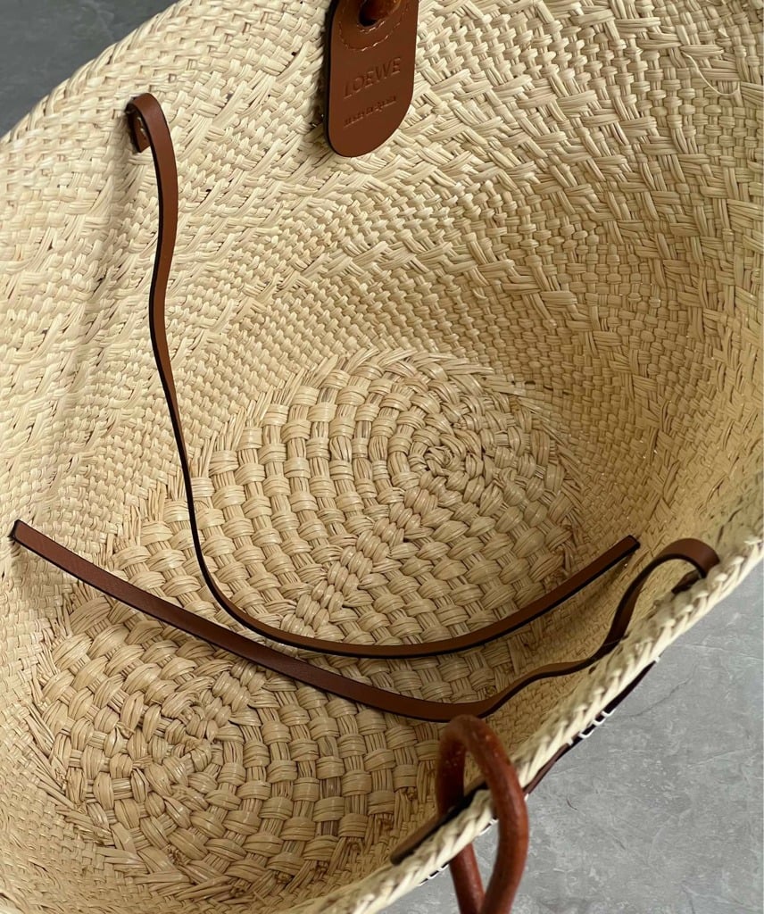 لويڤي small anagram basket bag - صورة 5