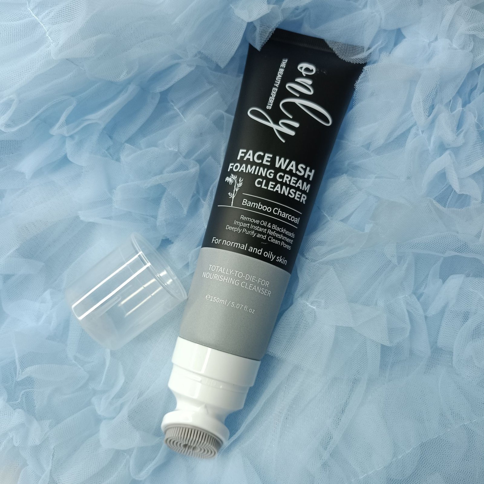 ONLY THE BEAUTY EXPERTS FACE WASH FOAMING CREAM CLEANSER BAMBOO CHARCOAL 150ML A41 \ 6920428206881 - Image 2
