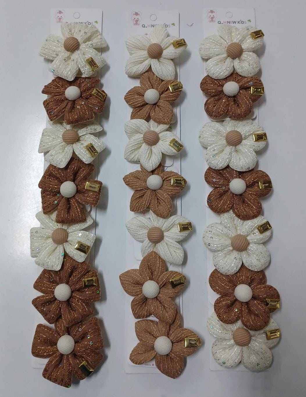 fabric flower hair clips C6 \ G020928 - Image 1