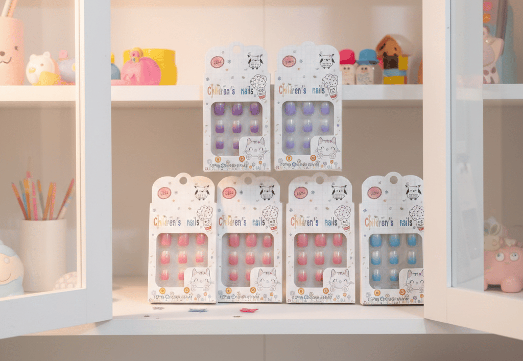 children's false press-on nails featuring various cartoon designs A12 \ 8955155812027 - Image 1