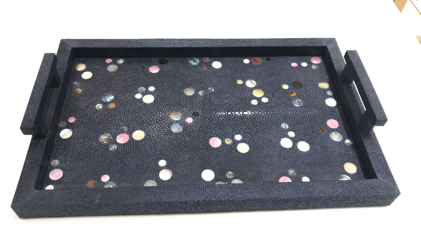 Luxury Medium Polka Shagreen Dark Blue Leather Tray with Different Round Colors with 2.Handles - صورة 1