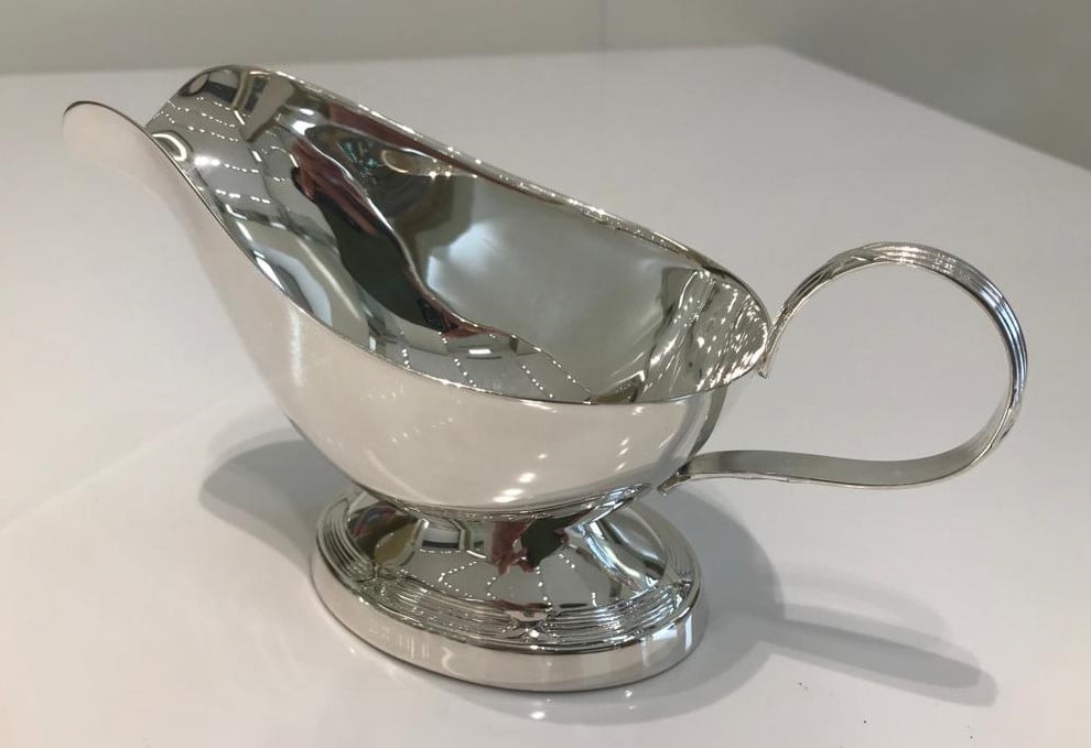 Gravy Boat with Base + Handle - صورة 10