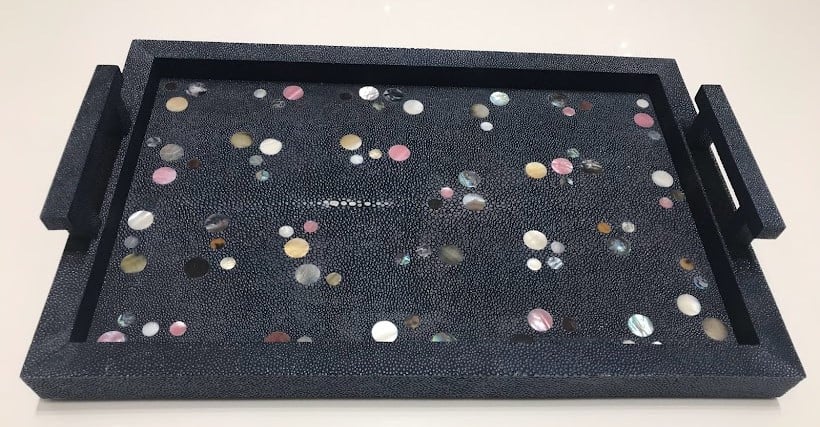 Luxury Medium Polka Shagreen Dark Blue Leather Tray with Different Round Colors with 2.Handles - صورة 5