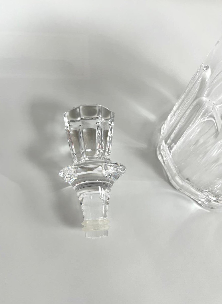 Beautiful Aqua Bottle with Lid - Image 8