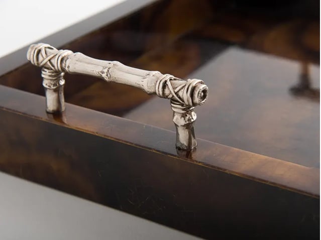 Large Brwon Tray with Bamboo Handles - صورة 9