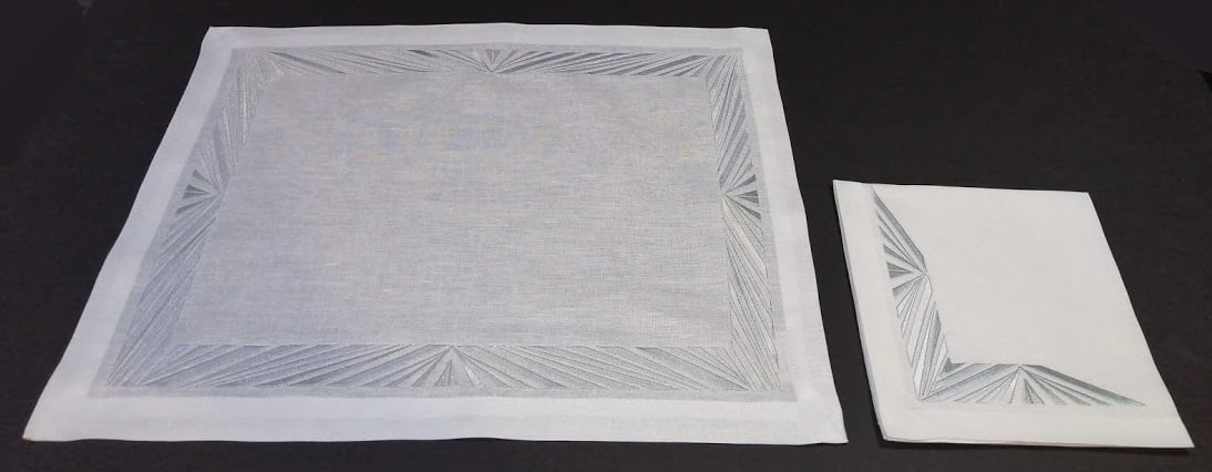 Frame 3D Soft Design Placemats with Napkins Set For 12.Persons - صورة 2