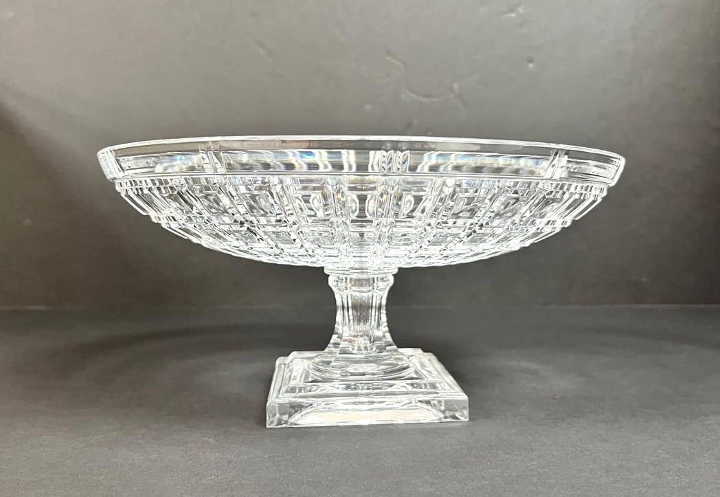 Susan Round Centerpiece - صورة 2