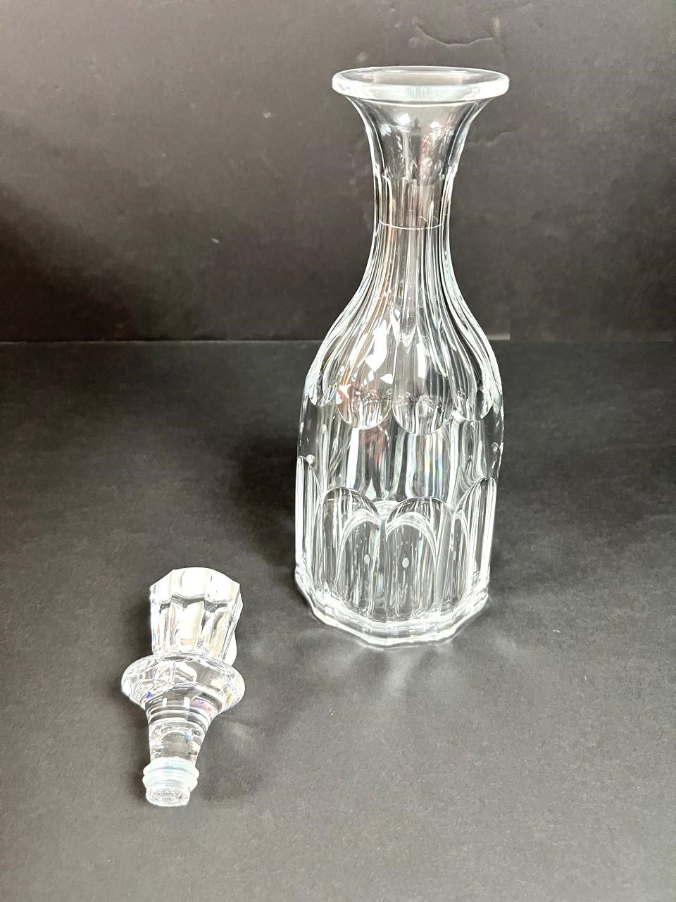 Beautiful Aqua Bottle with Lid - Image 4