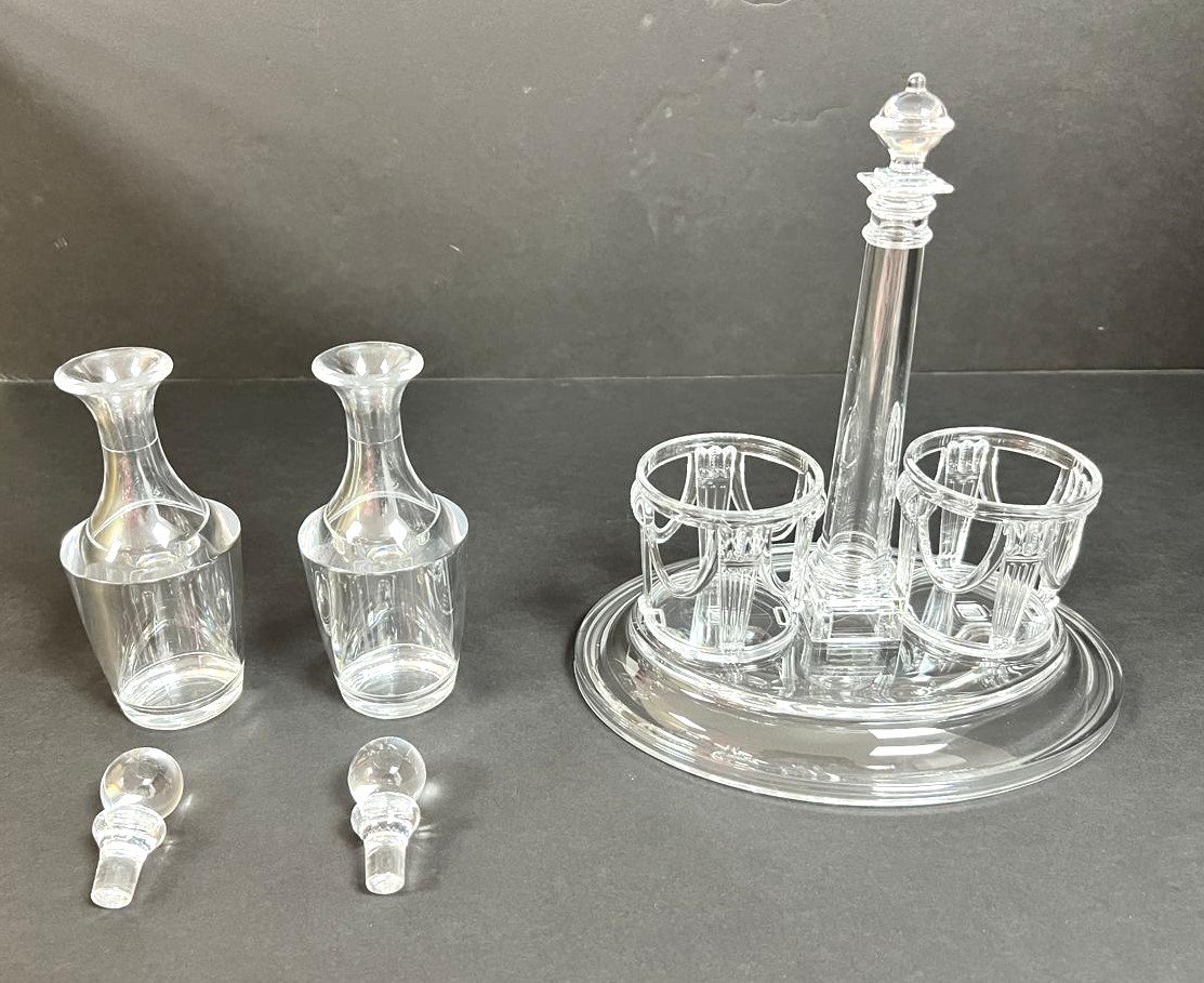 Set of Oil Bottles with Oval Tray Stand - صورة 6
