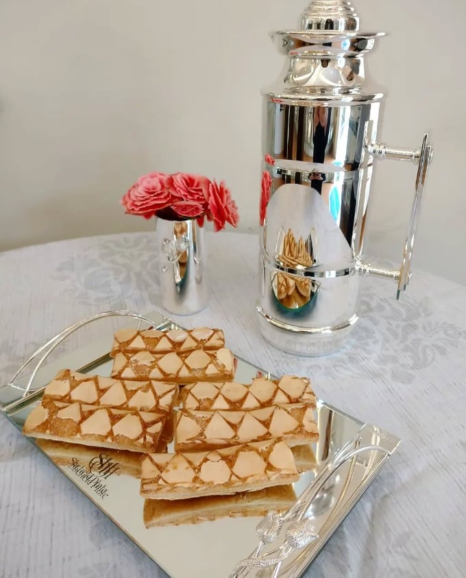 Tea /Coffee Thermos 1.LTR - صورة 1