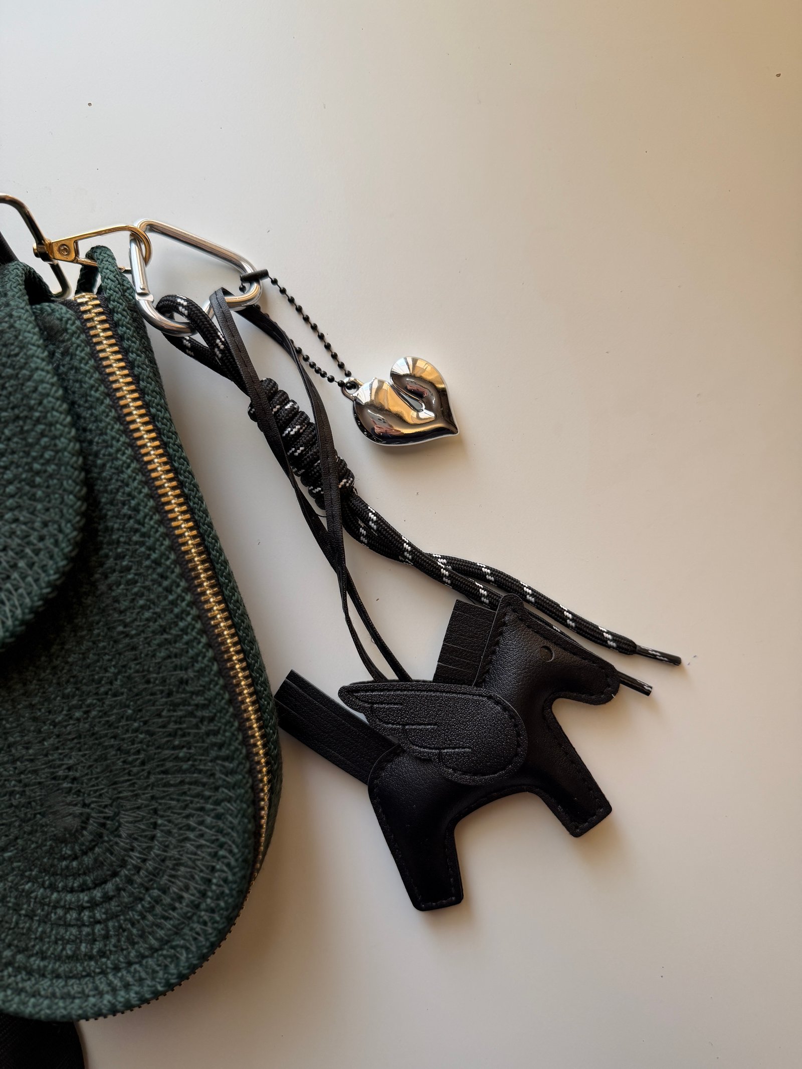 Mobile bag - صورة 2