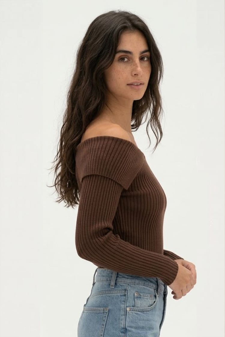Soft shoulder knit top - Brown - Image 3