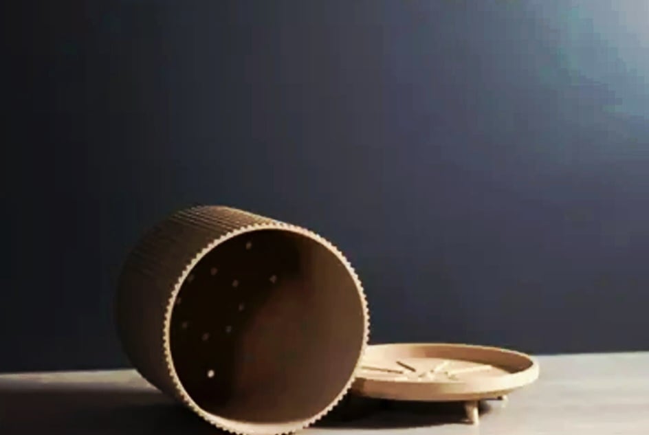 The Lloyd by Pots  - Image 2