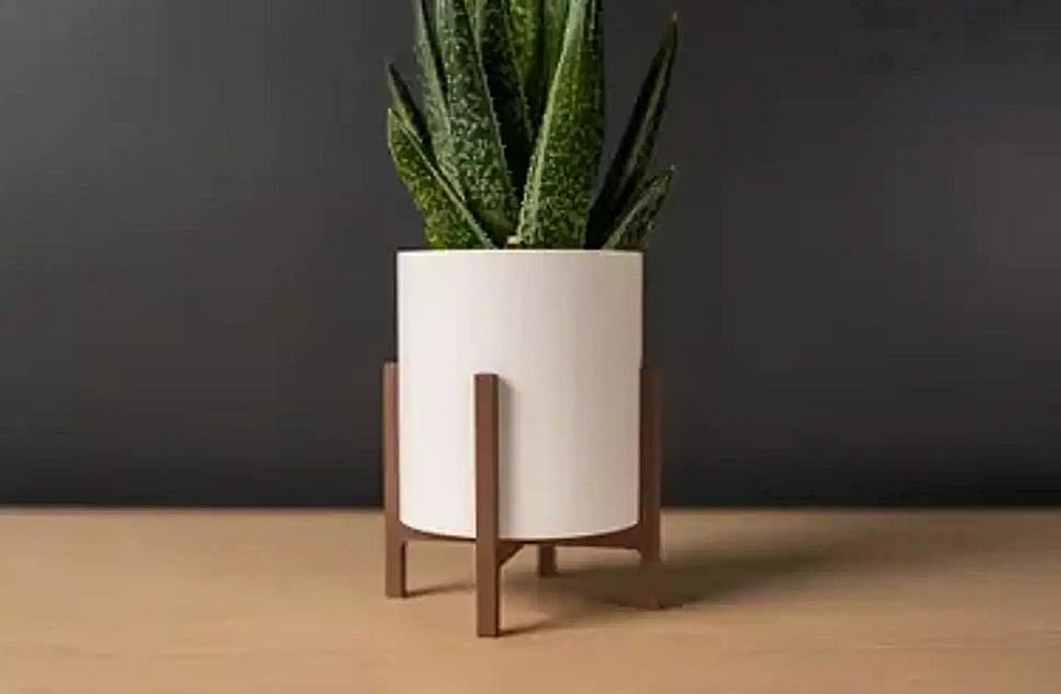 Classic Planter by Pots  - Image 1