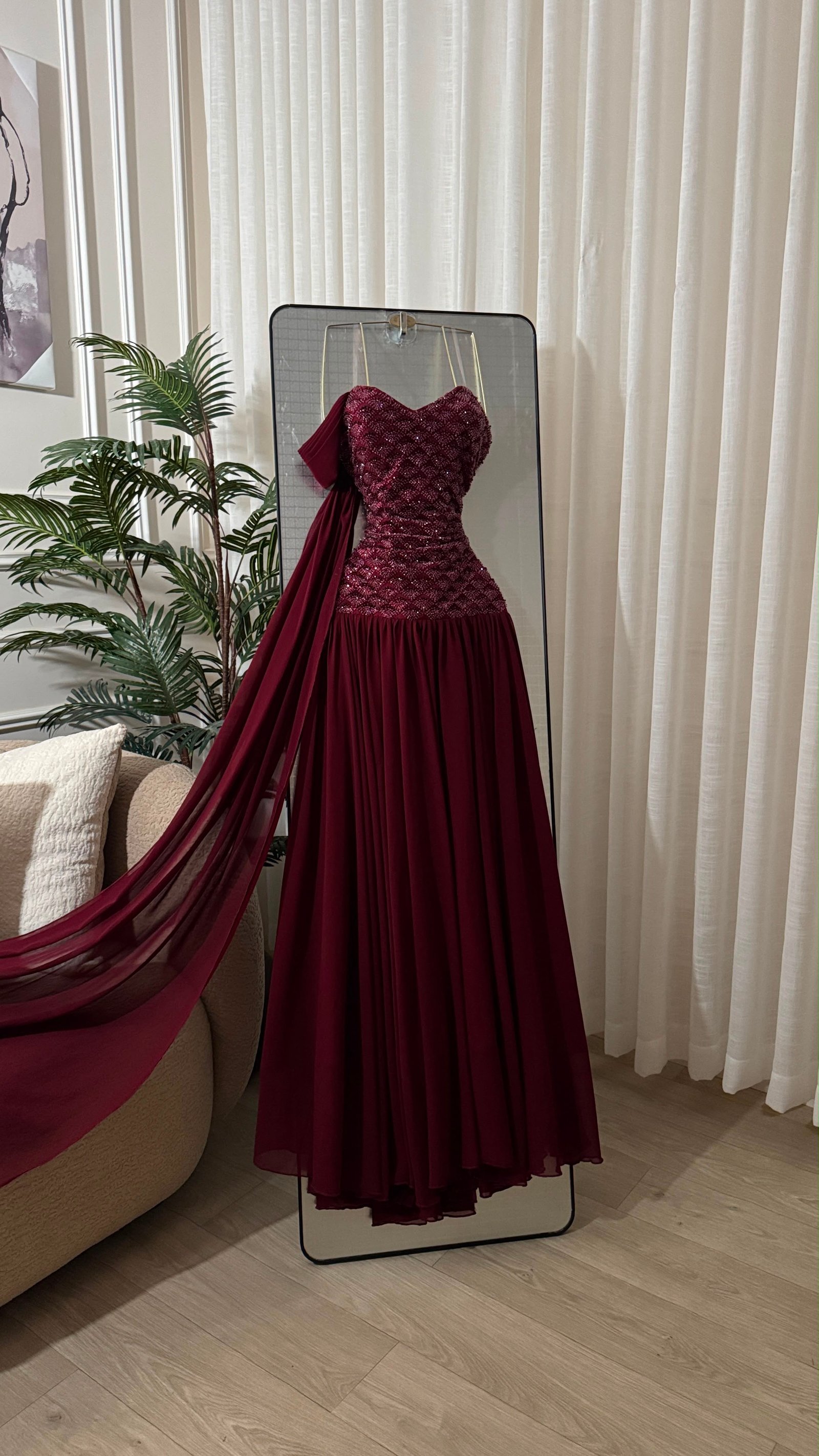 جورجيت مع شك معينات خاص وفاخر ✨❤️/ المقاسات 6-18 - صورة 1