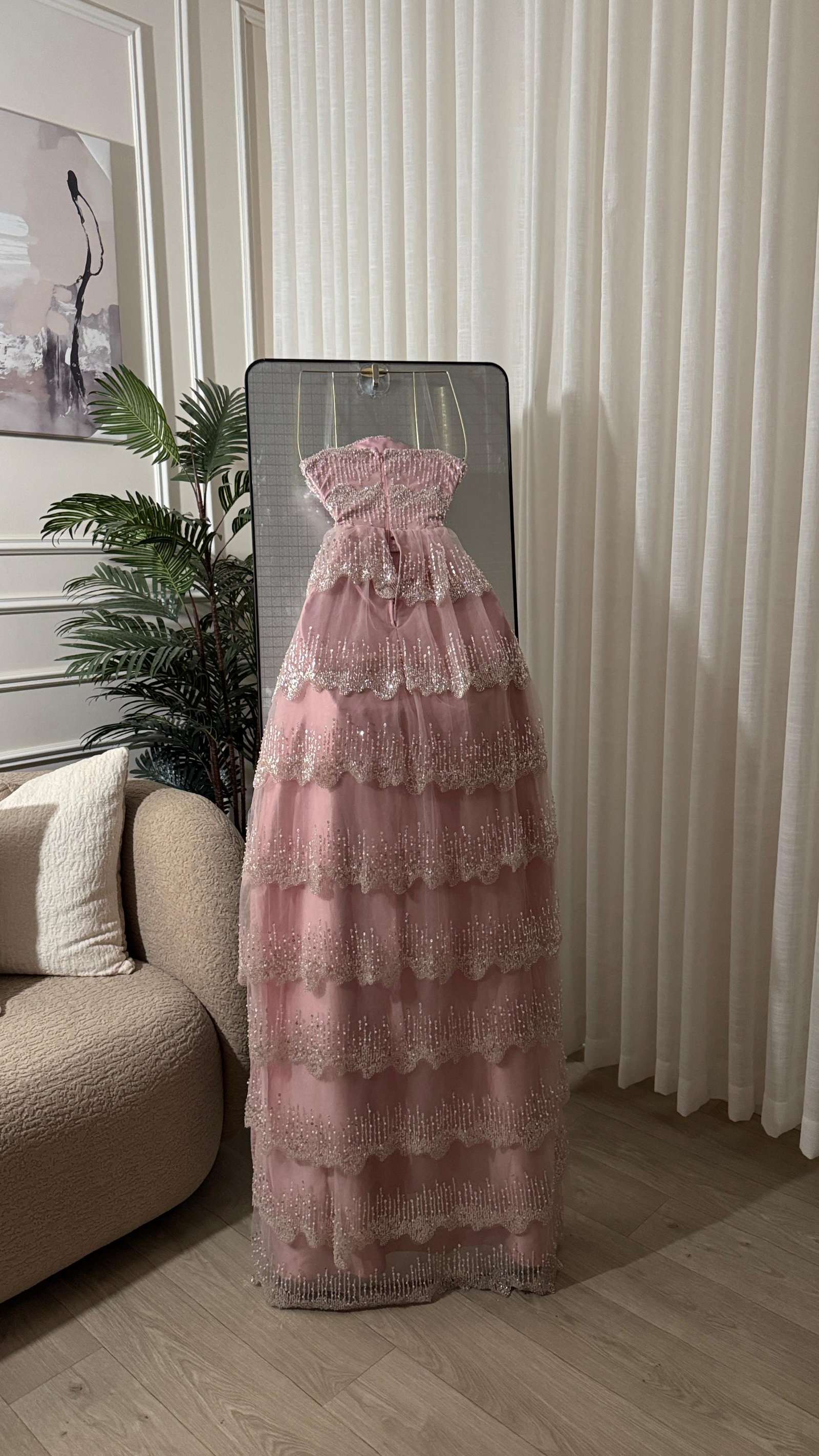 طبقات فاخرة خاصة ✨💕/المقاسات 6-18 - صورة 5