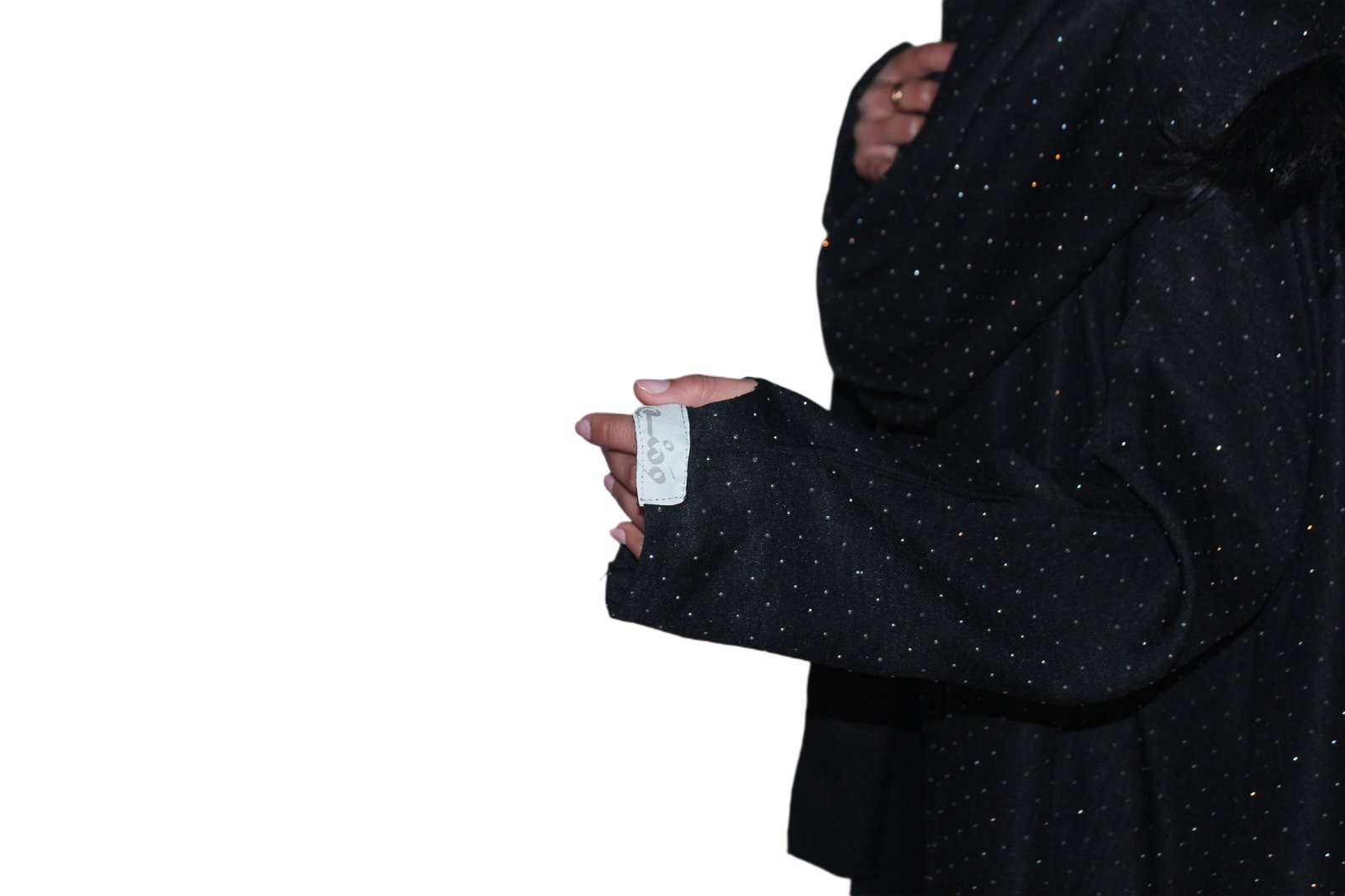 Black and glittery - صورة 1