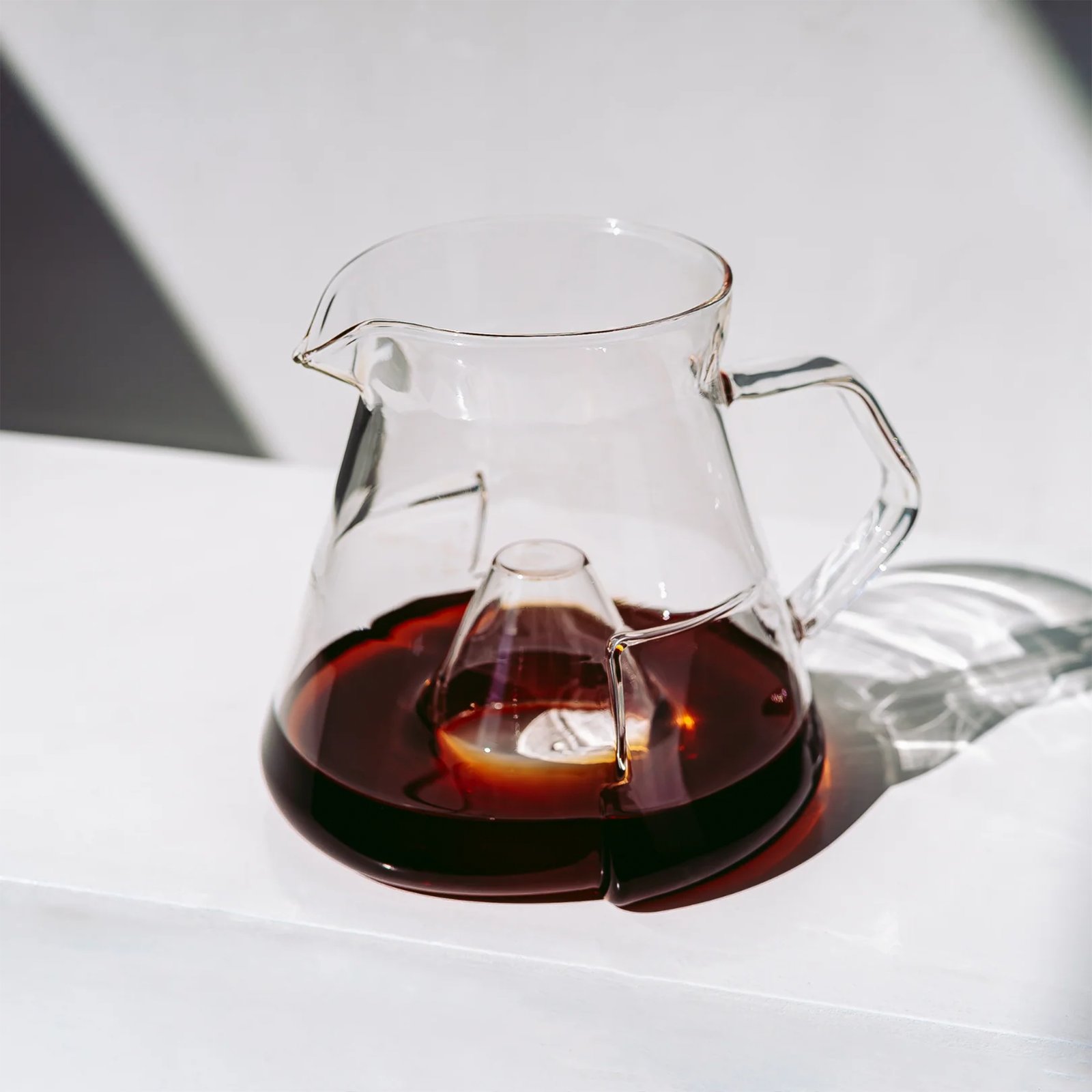 ICOSA Cyclone Sensory Carafe ابريق تقطير القهوة من ايكوزا - Image 5