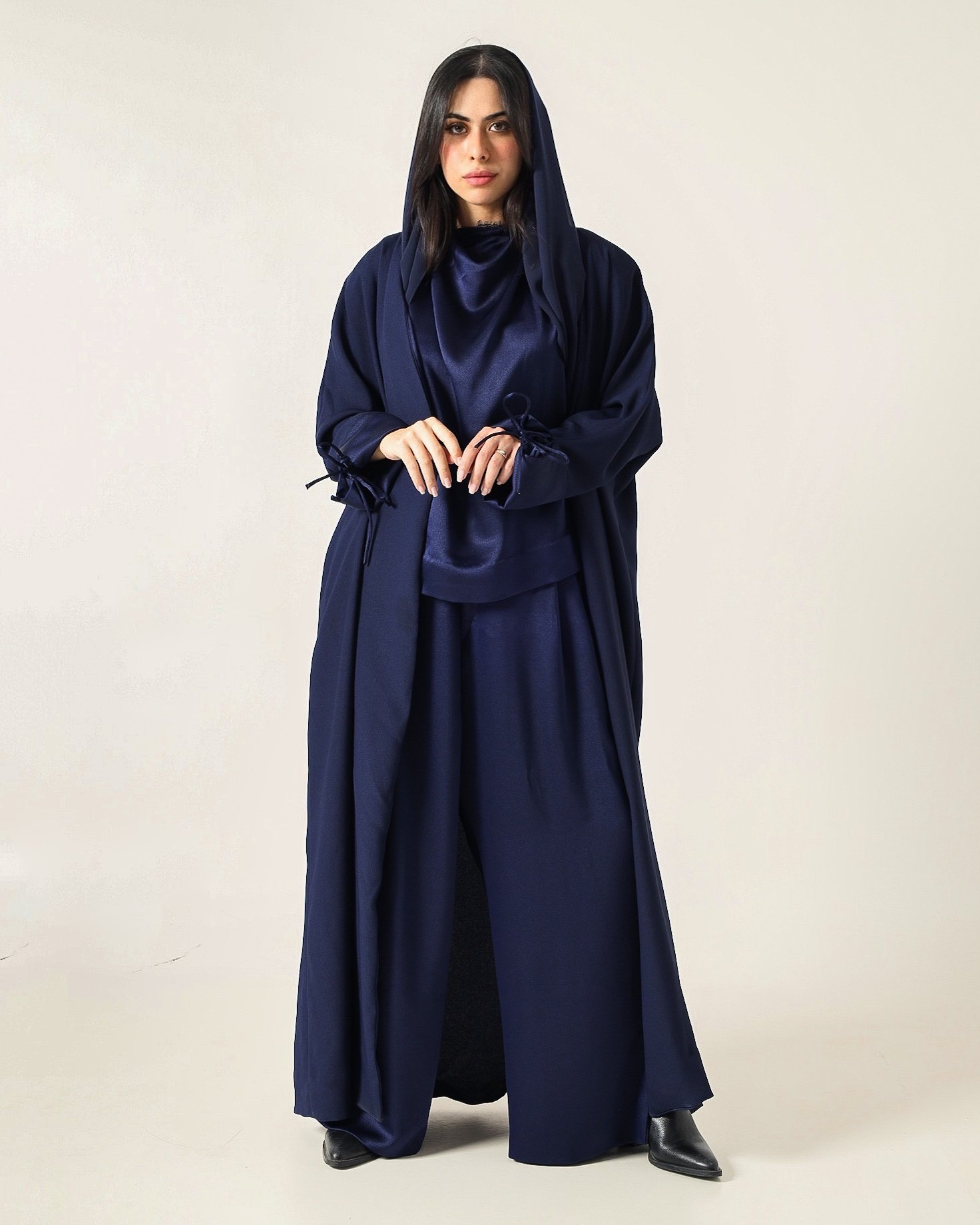 Navy Blue Abaya - Image 3