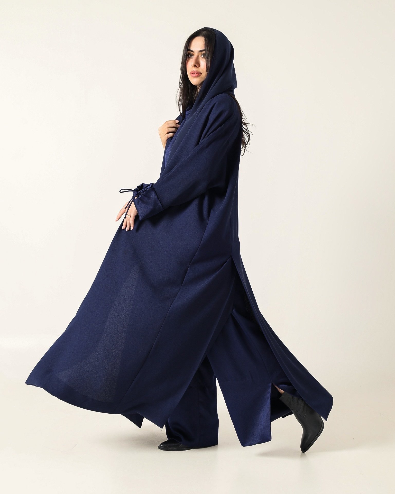 Navy Blue Abaya - Image 4